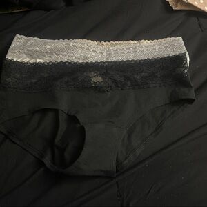 Victoria secret set of 3 cotton low rise hip hugger panties brand new with tags